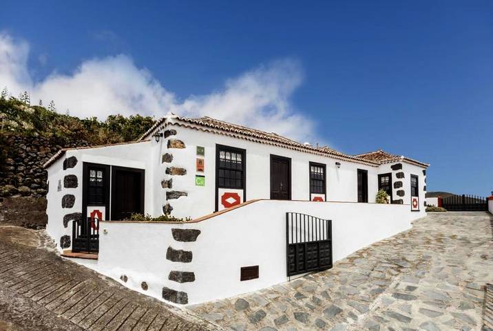 Casa rural para 4 personas, con piscina además de terraza y vistas en Puntallana - 3