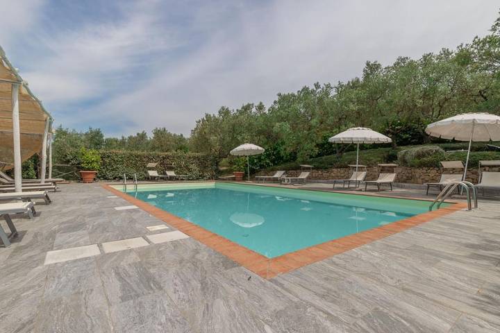 Chambre d’hôte pour 2 personnes, avec jardin ainsi que vue et piscine, animaux acceptés à Lamporecchio - 3