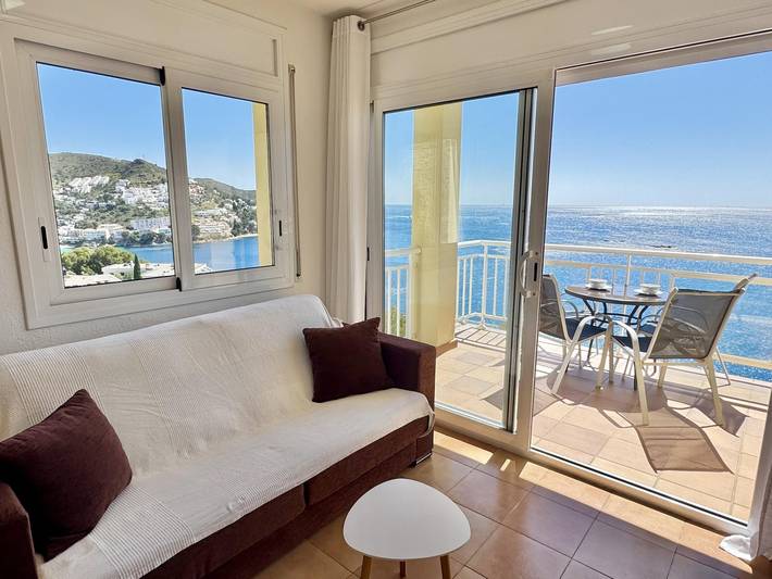 Apartamento vacacional entero, 5. Increíbles vistas al mar y piscina comunitaria in Roses, Alt Empordà