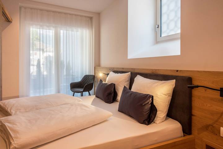 Hel lejlighed, Luislhof Farm - Holiday Apartment Herbae with Mountain View, Terrace & Wi-Fi in Girlan, Eppan an der Weinstraße