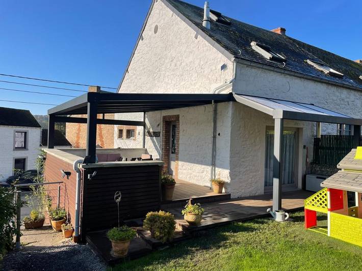 Location de vacances pour 4 personnes, avec jardin à Doische - 2