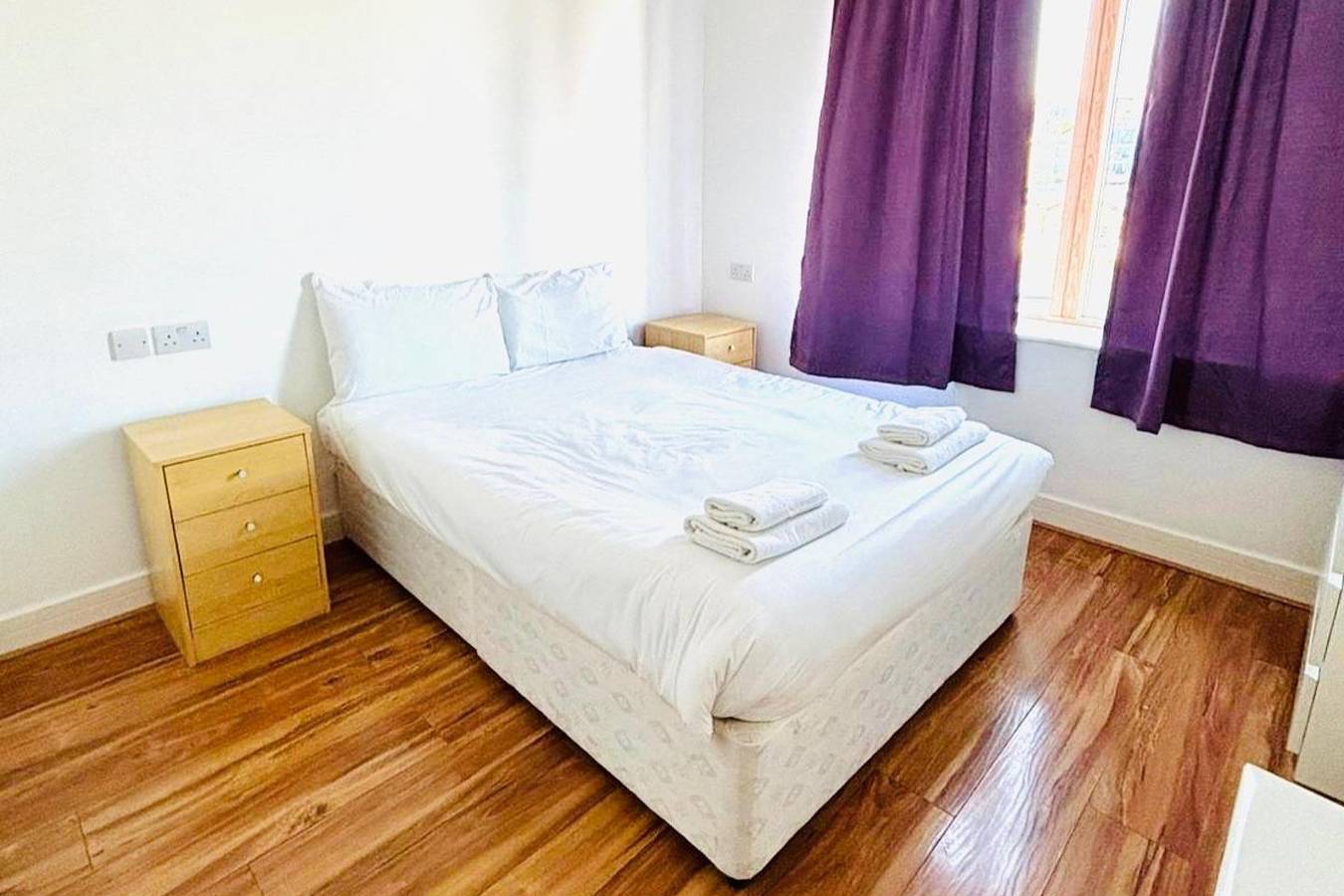 Geheel vakantieappartement, Super Grand Water Front View 2 Beds / 2 Baths in Dublin, County Dublin