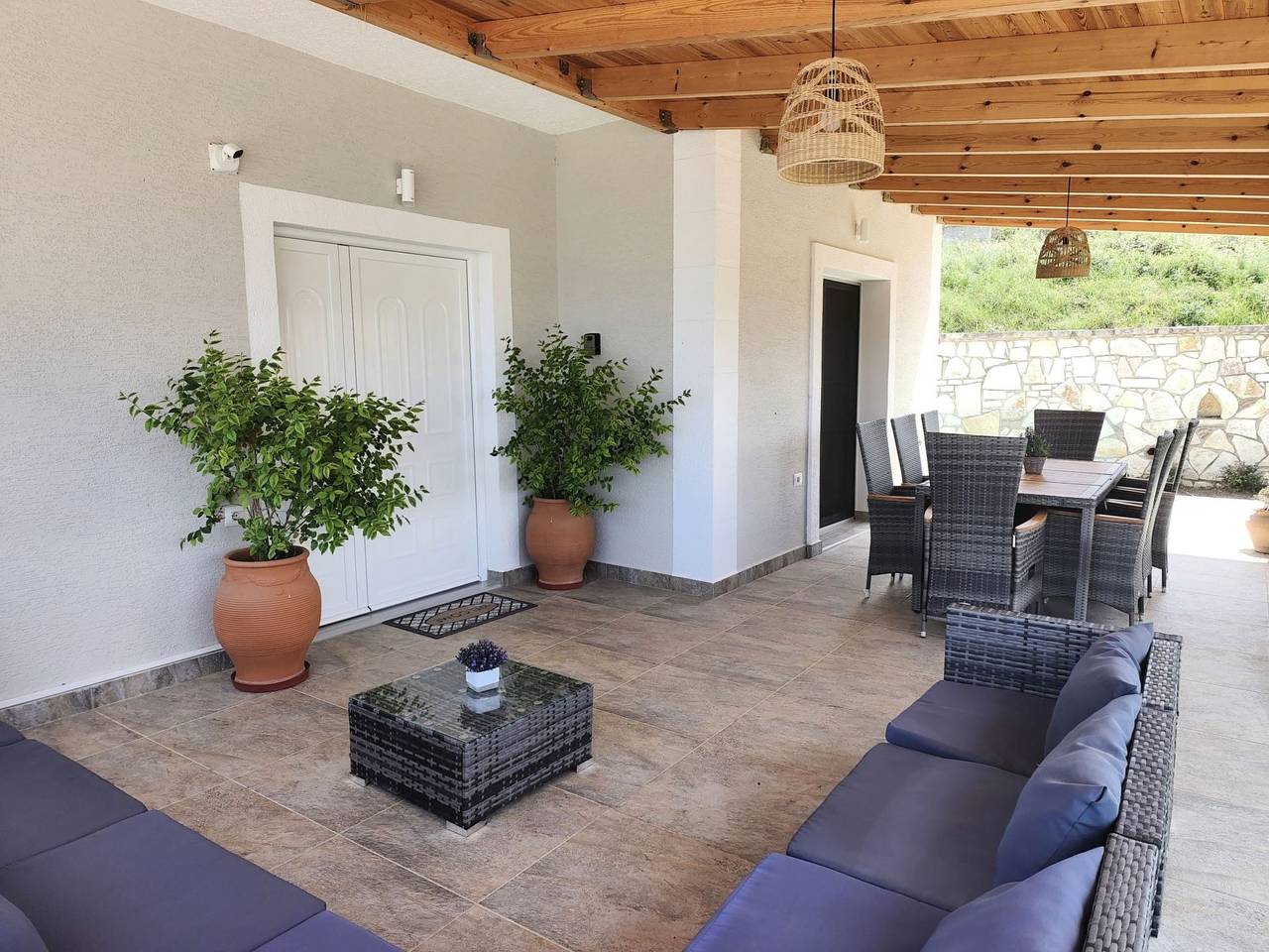 Entdecken Sie die ruhige Opulenz der Luxusvilla Levanda in Südalbanien in Ksamil, Vlorë