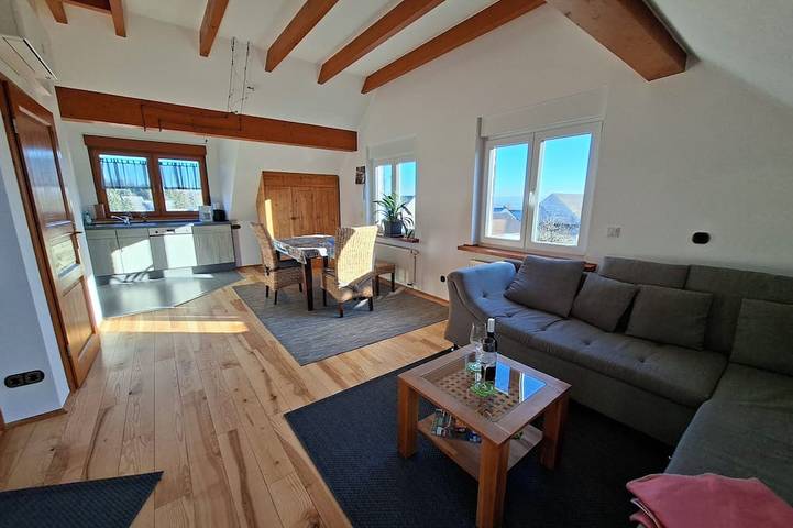 Hütte für 2 Personen, mit Garten und Balkon im Hunsrück