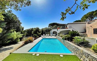 Ferienhaus für 8 Personen, mit Terrasse in Bormes-les-Mimosas