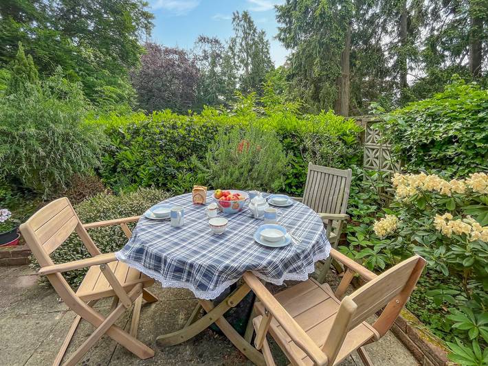 Cottage for 3 people, with garden in Surrey