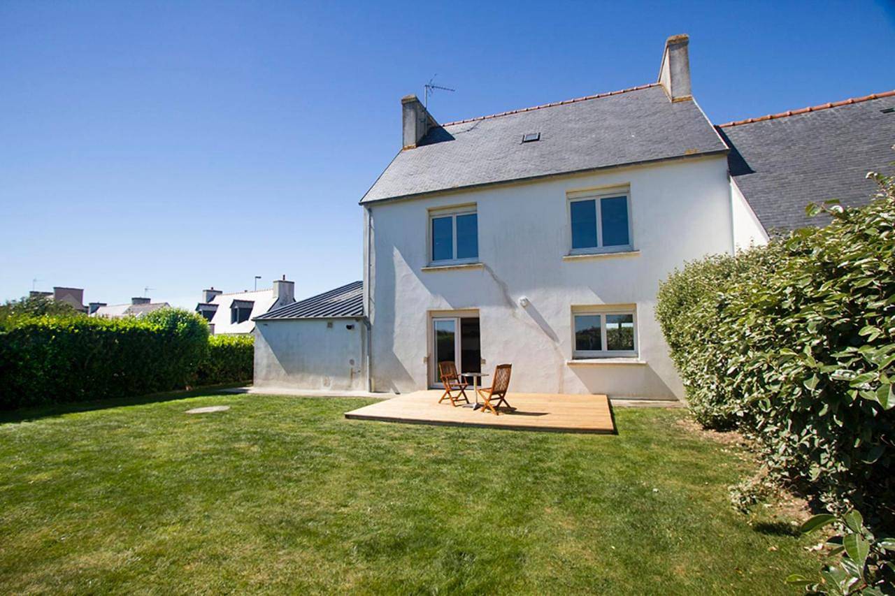 Tipoz'Immo - Maison Ar Baradoz - vue mer - 800m de la plage - wifi inclus - draps inclus - terrasse et jardin clos - parking gratuit in Penhors, Pouldreuzic