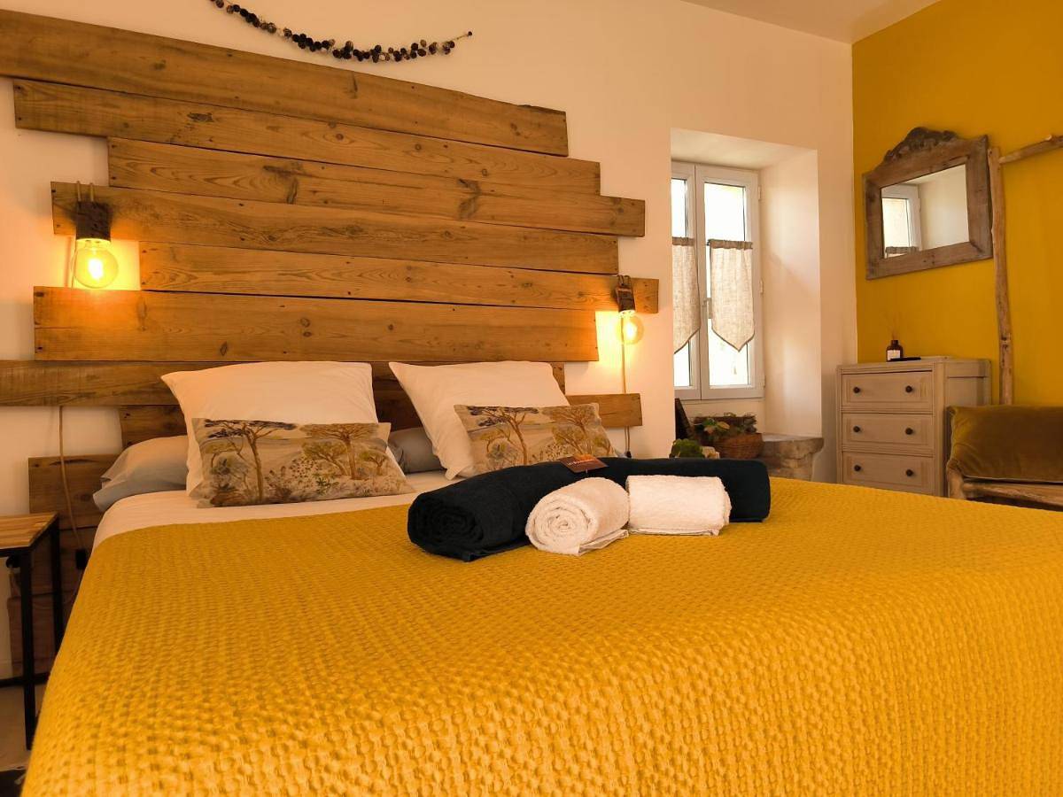 Les Bohemielles Chambre Mathilda in Cartelègue, Région de Blaye