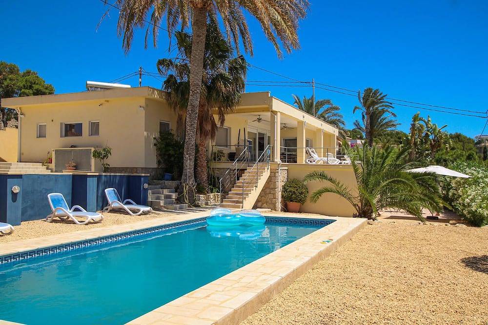 Gorgeous home in El Campello in Platja de l'Amerador (el Campello), el Campello