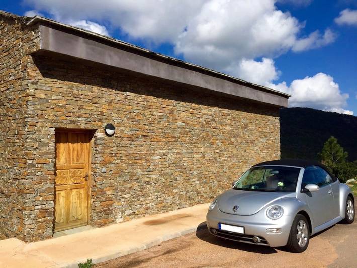 Location de vacances pour 6 personnes, avec piscine ainsi que jardin et terrasse à Bonifacio - 2