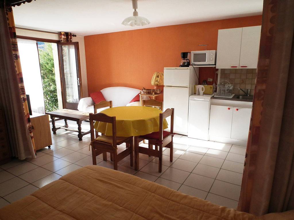 Appartement entier, Villa la Cascade in Molitg-les-Bains, Parc naturel régional des Pyrénées catalanes