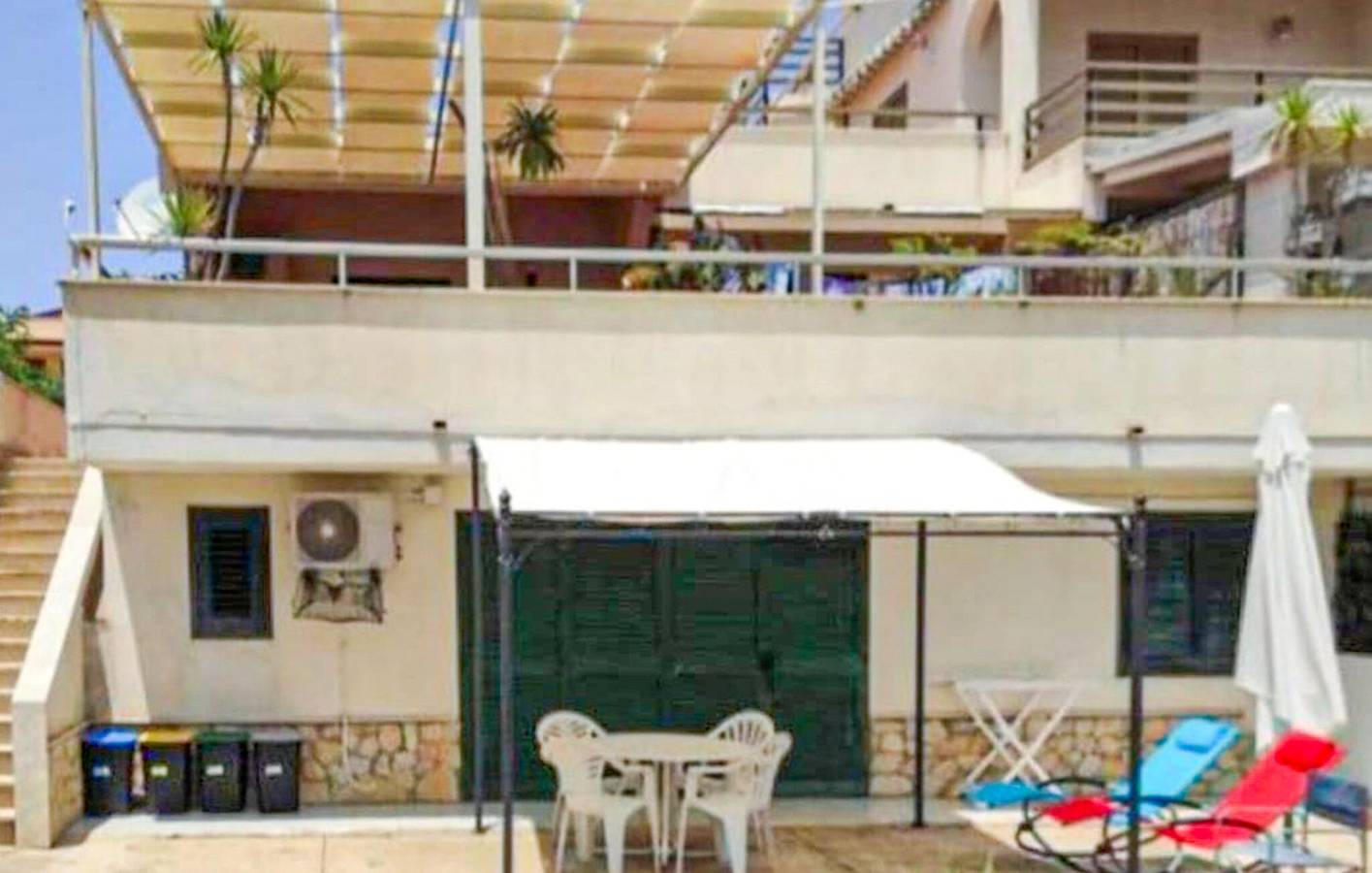 Appartamento intero, Appartamento vista mare con terrazza, WiFi e AC, parcheggio in Ragusa, Provincia di Ragusa