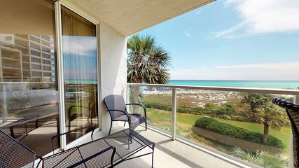 Beach Rental for 4 Guests in Four Mile Village, Miramar Beach, Picture 4
