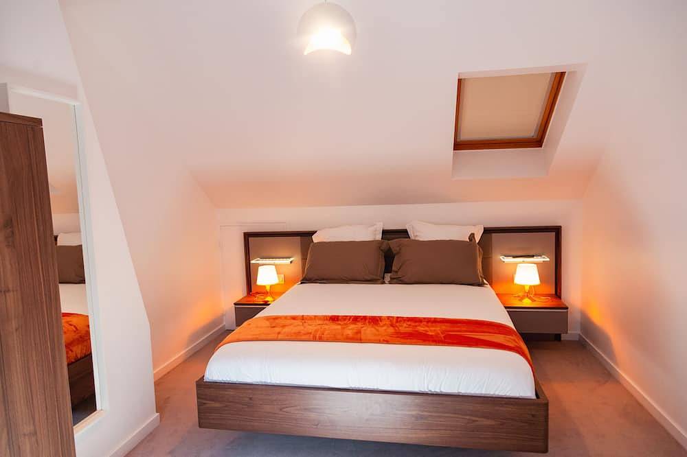 Les Sycomores grand gîte 8 personnes avec spa, 5 minutes à pied de la mer in Ver-sur-Mer, Côte de Nacre
