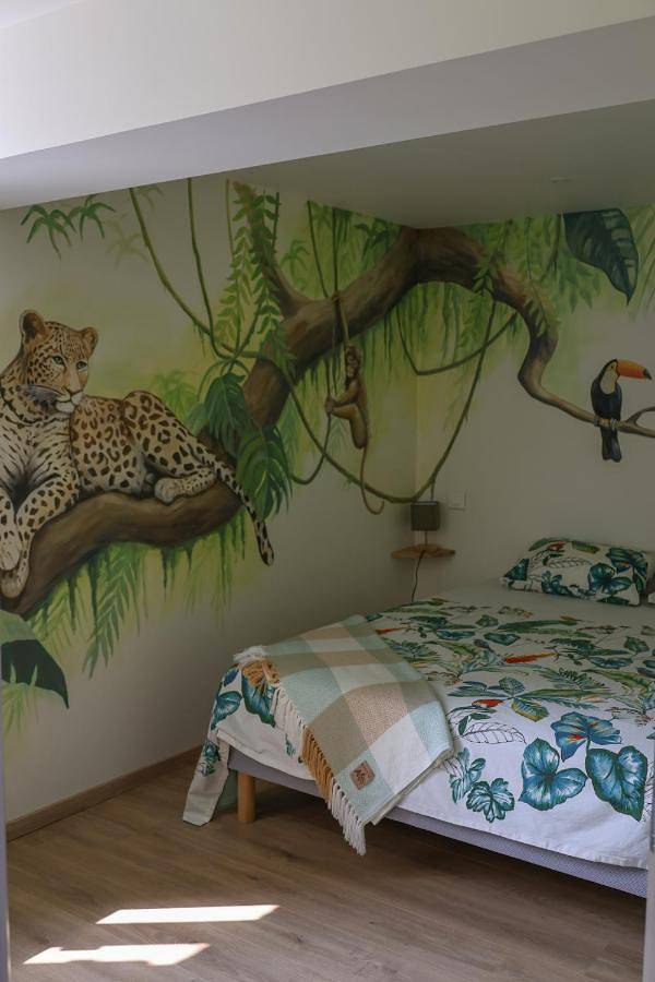 Location de vacances pour 5 personnes, avec Terrasse ainsi que Jardin et Piscine à Chevagnes