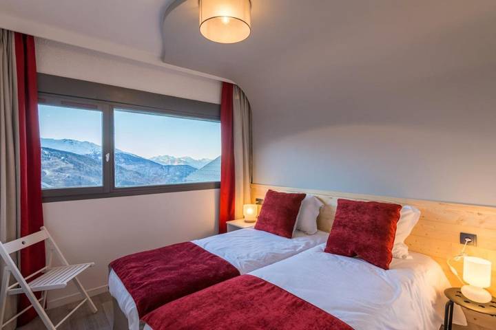 Hôtel pour 2 personnes, avec terrasse ainsi que jacuzzi et sauna