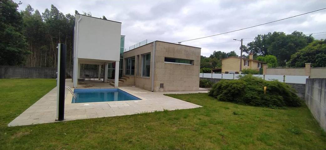 Location de vacances pour 6 personnes, avec jardin et piscine à Tomiño - 2