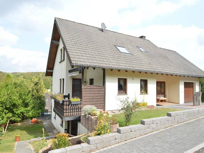 Ferienhaus für 2 Personen, mit Terrasse in Niederehe