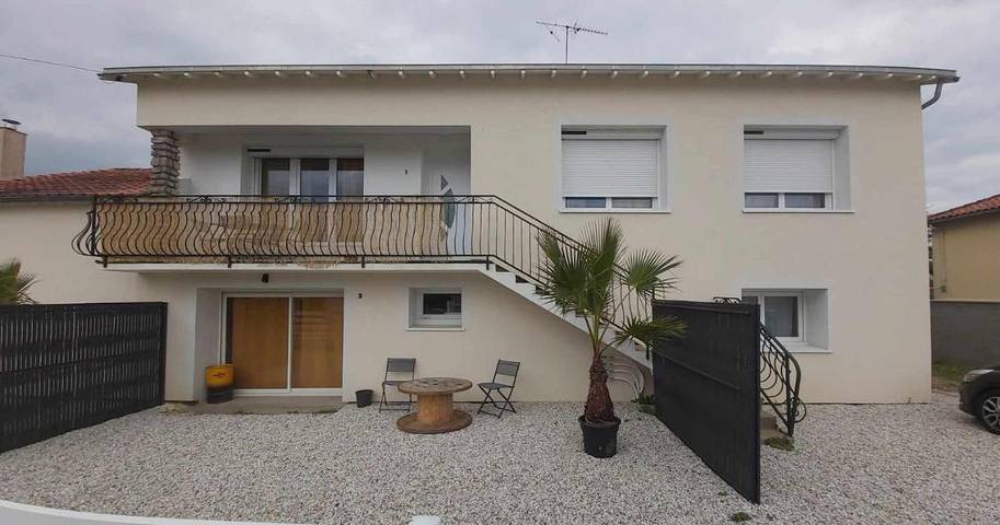 Gîte pour 8 personnes, avec jardin et terrasse à Bessines (Deux-Sèvres) - 4
