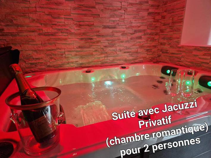 Maison d’hôte pour 4 personnes, avec piscine et vue ainsi que jardin et terrasse dans Orne