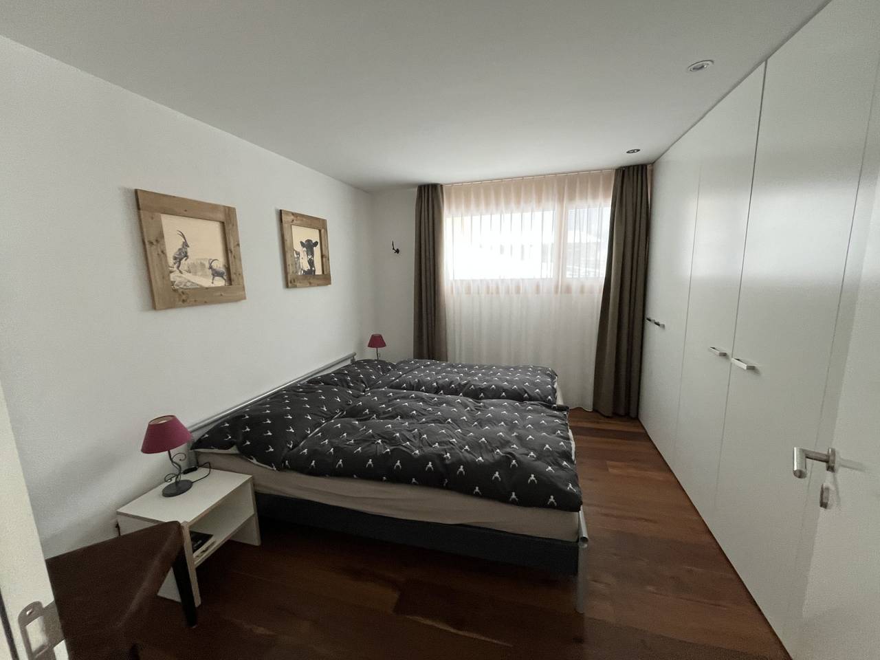 Ganze Ferienwohnung, Ferienwohnung Pellas, Vella - 3.5 Zimmer Ferienwohnung für max. 4 Pers. in Lumnezia, Alpenarena
