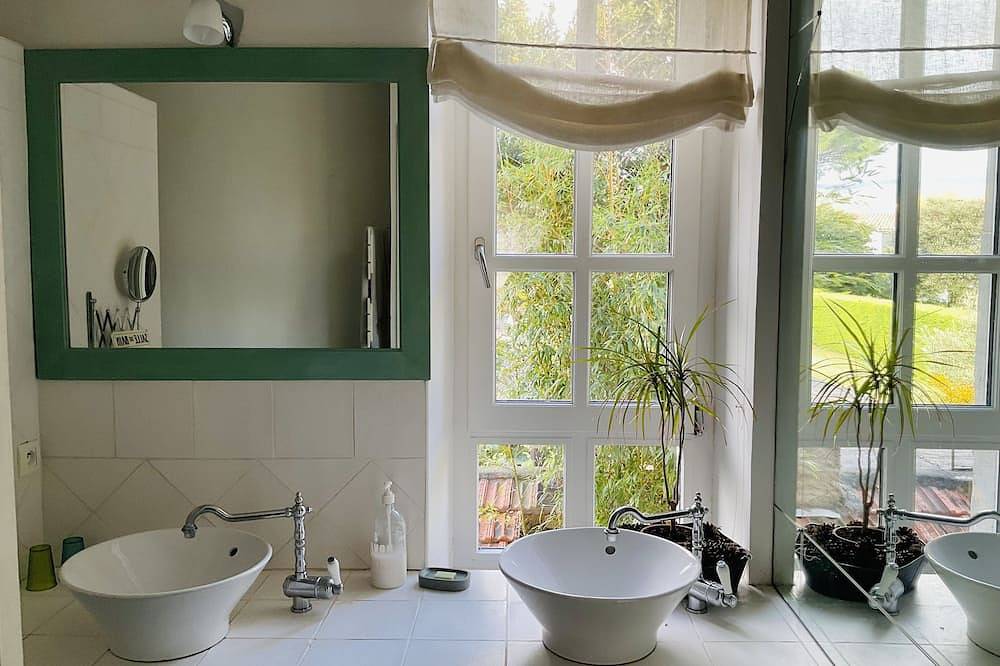 Maison de caractère, piscine chauffée privée  près  Carcassonne in Villeneuve-Minervois, Région de Carcassonne