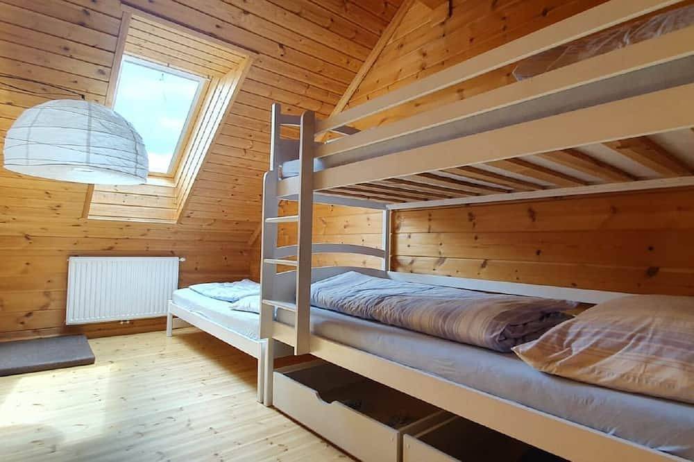 Ganze Wohnung, Gemütliche Ferienwohnung (100m2) mit 3 Schlafräumen und großer Wohnküche in Lunz am See, Mostviertel Region