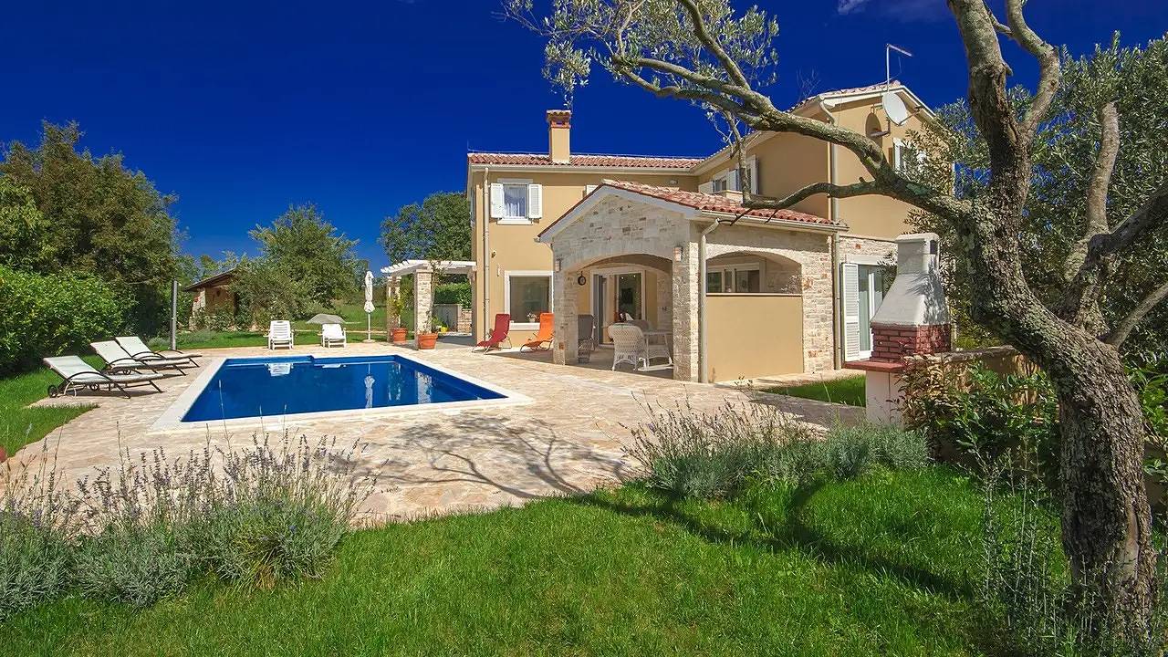 Villa für 8 Personen (180 m²) in Sveti Lovreč in Zentralistrien