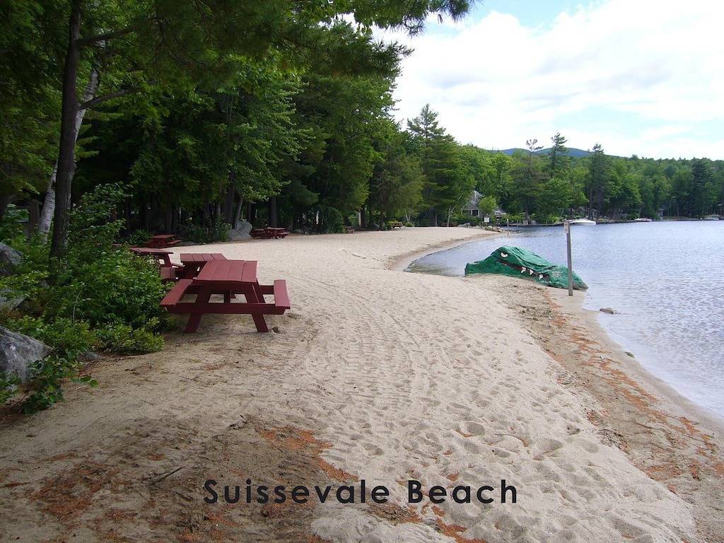 Large Suissevale Winnipesaukee Home 2 Minute Walk To Beach in Moultonborough, Lake Winnipesaukee