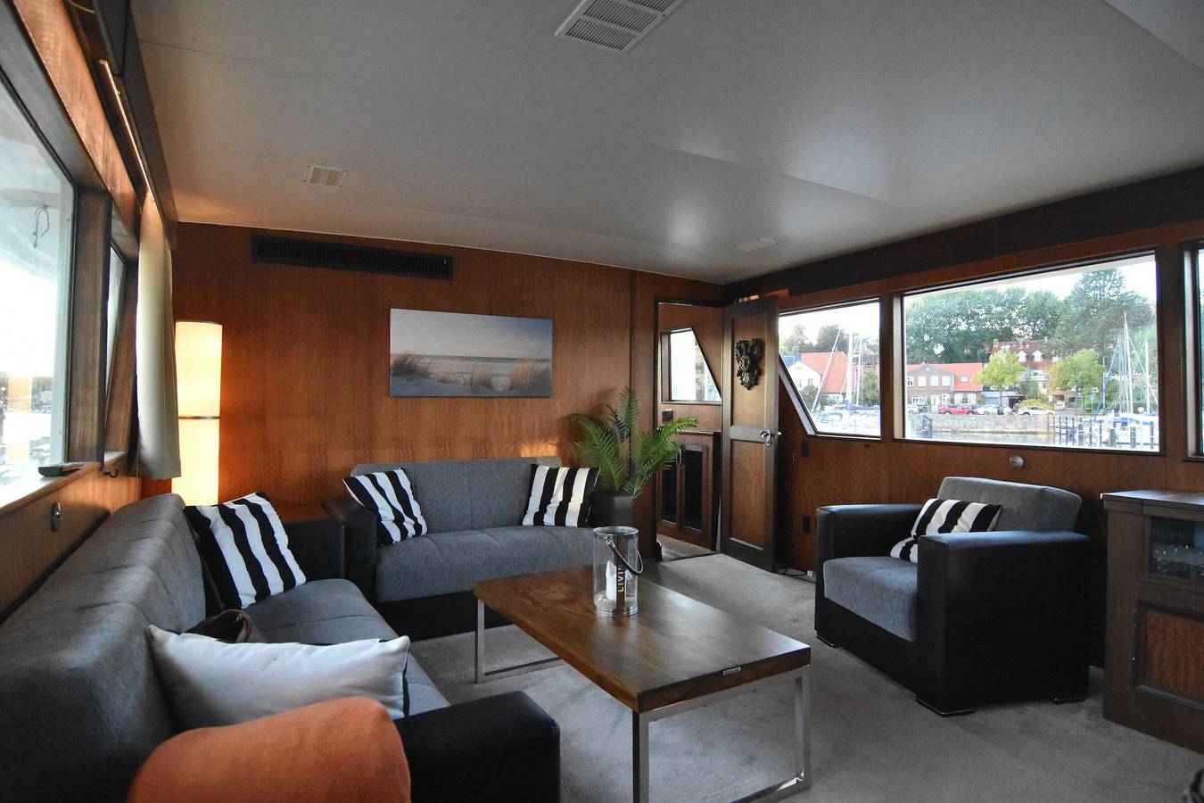 Boat 'Ocean Motion' with Sea View, Private Terrace and Wi-Fi in Eckernförde, Bay of Eckernförde