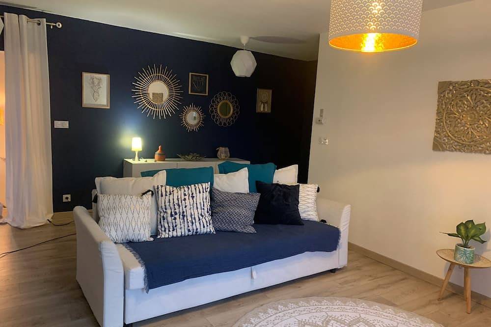 Appartement entier, In the heart of the Paimpolaise city 75 m2 “Le Doris” in Paimpol, Côte de Goëlo