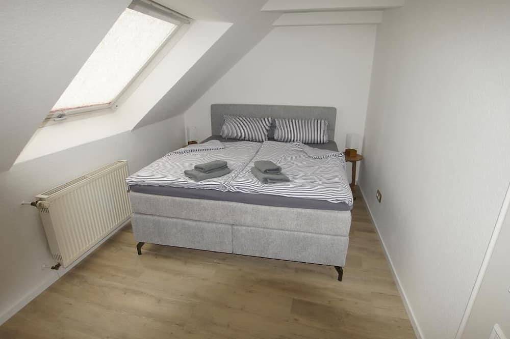 Ganze Wohnung, Lüttke Juwel, Ferienwohnung mit traumhaftem Seeblick in Lembruch, Landkreis Diepholz