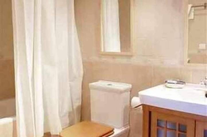 Ganze Wohnung, Los Altos de Escarrilla - Tu Casa en los Pirineos - 2 Dorm y 1 Baños 31Bc in Escarrilla, Sallent de Gállego