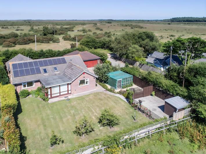 Cottage for 7 people, with garden, with pets in New Forest