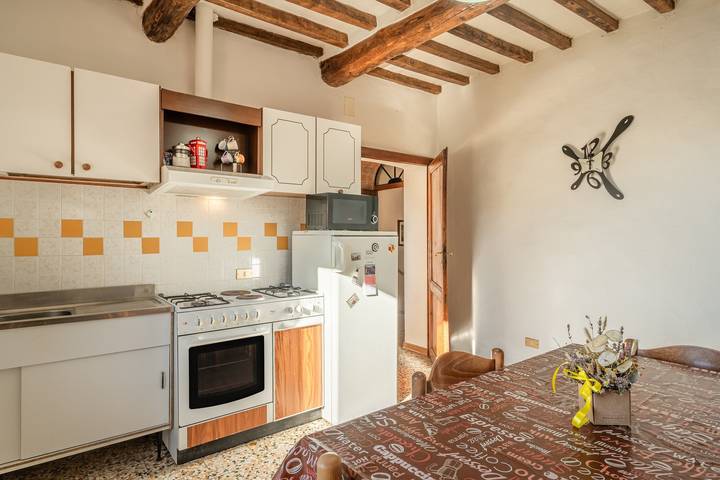 Appartamento intero, Appartamento 'Casa Claire' con vista sulle montagne, terrazza privata e giardino privato in Piteglio, San Marcello Piteglio