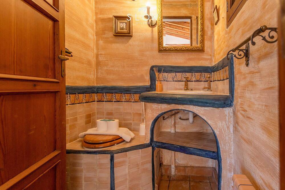 Villa Ca Na Bel by Slow Villas in Puigpunyent, Mallorca Westen