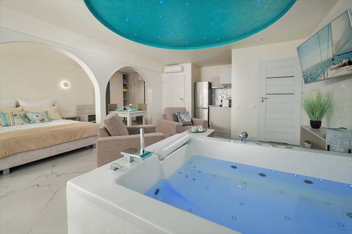 Ośrodek wypoczynkowy dla 2 osób, z sauna i jacuzzi oraz balkon na Kaszuby