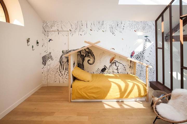 Chambre d’hôte pour 6 personnes, avec jardin et terrasse dans l' Ain - 3