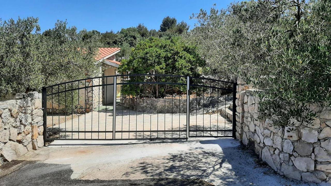 Cottage in Tisno, Murter