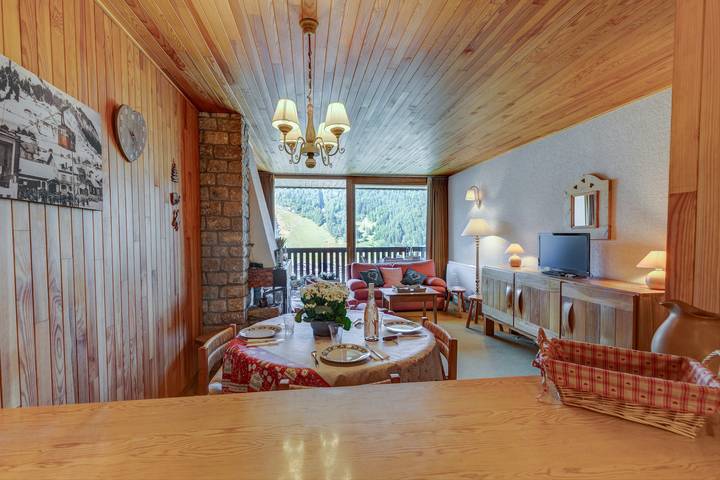 Ganze Wohnung, Ferienwohnung für 4 Personen mit Balkon in Morzine, Les Portes du Soleil