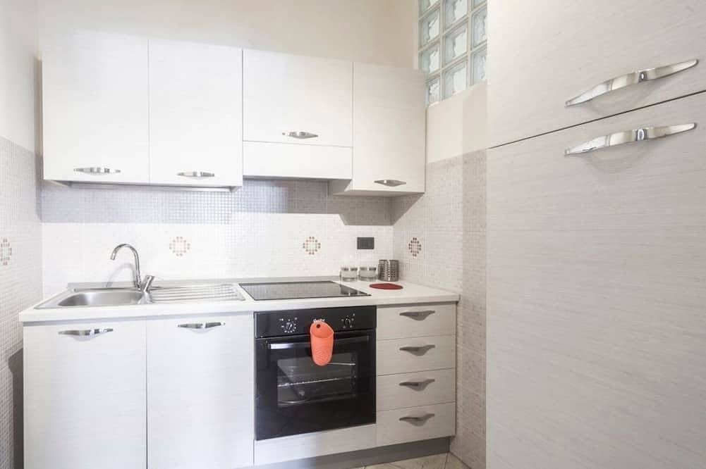Entire apartment, Stella Marina - cozy 1 bedroom apartment with balcony centrally located in Capo d'Orlando in Capo d'Orlando, Messina Province