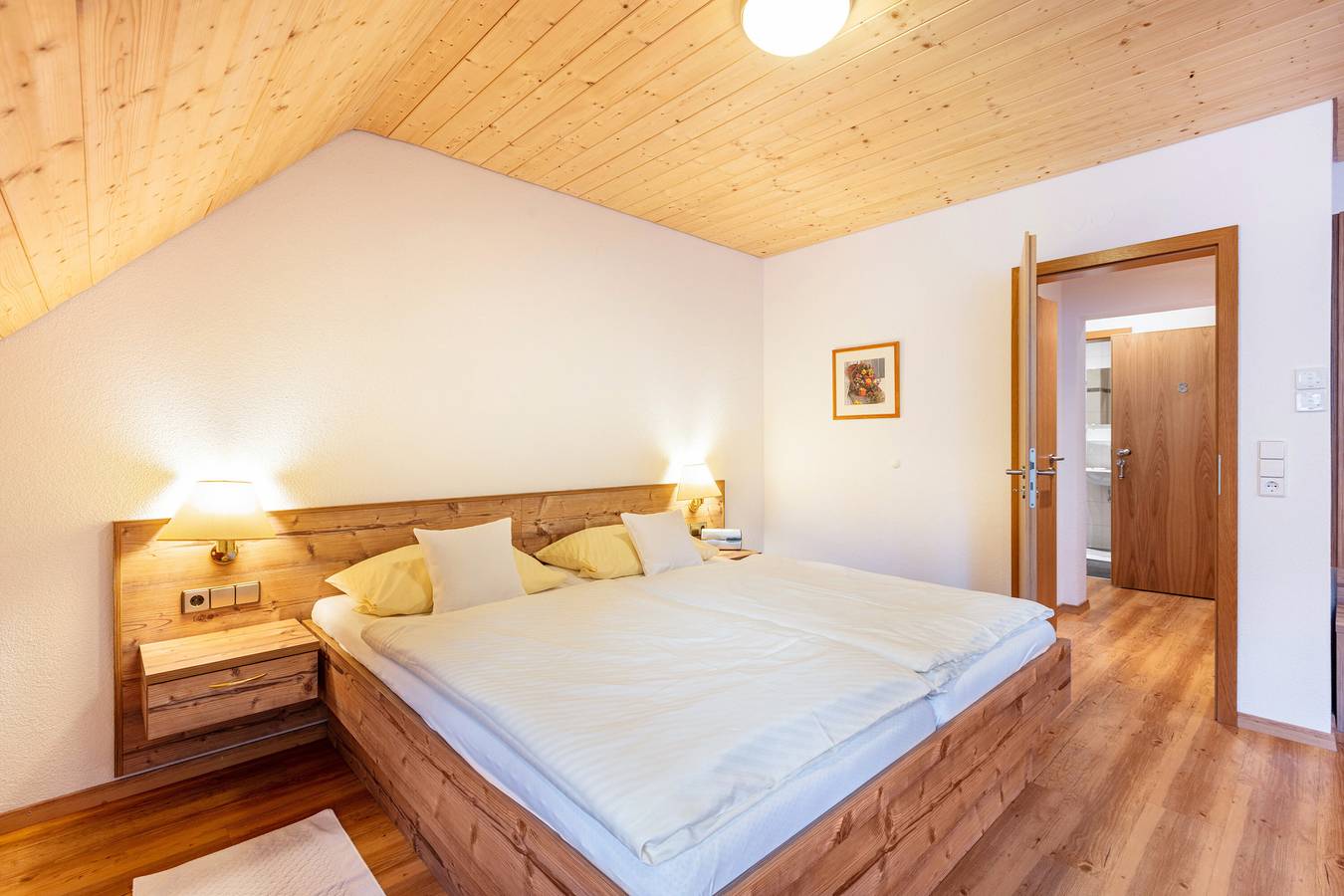 Ganze Wohnung, Ferienwohnung 'Feldberg' mit französischem Balkon und Wi-Fi in Suedlicher Schwarzwald, Todtnau