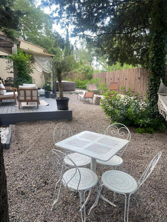 Location de vacances pour 4 personnes, avec jacuzzi et jardin à Blauzac - 2