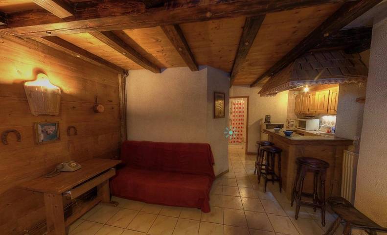 Gîte pour 5 personnes, avec terrasse et vue à La Côte-d'Arbroz - 2