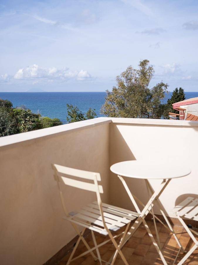 Location de vacances pour 4 personnes, avec terrasse et vue à Tropea