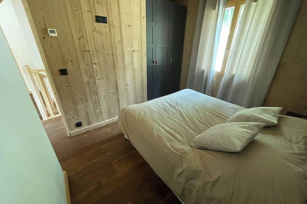 Chalet Les Ecureuils Super Allos - 8 Personnes in Allos, Région Castellane