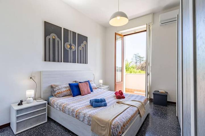 Appartement entier, The Lux Apartment - Arona, Lakefront - Ac - Wifi - By Guestaly in Arona (Lago Maggiore), Commune de Arona
