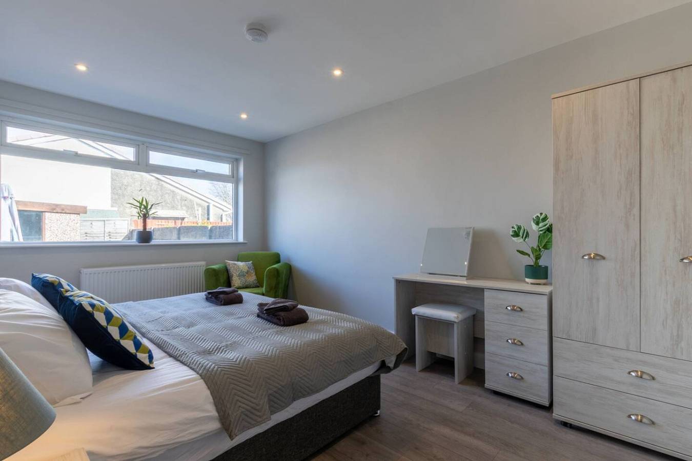 Altham Place | Modern Coastal 2Br Bungalow Near Morecambe Bay in Morecambe, Lancashire