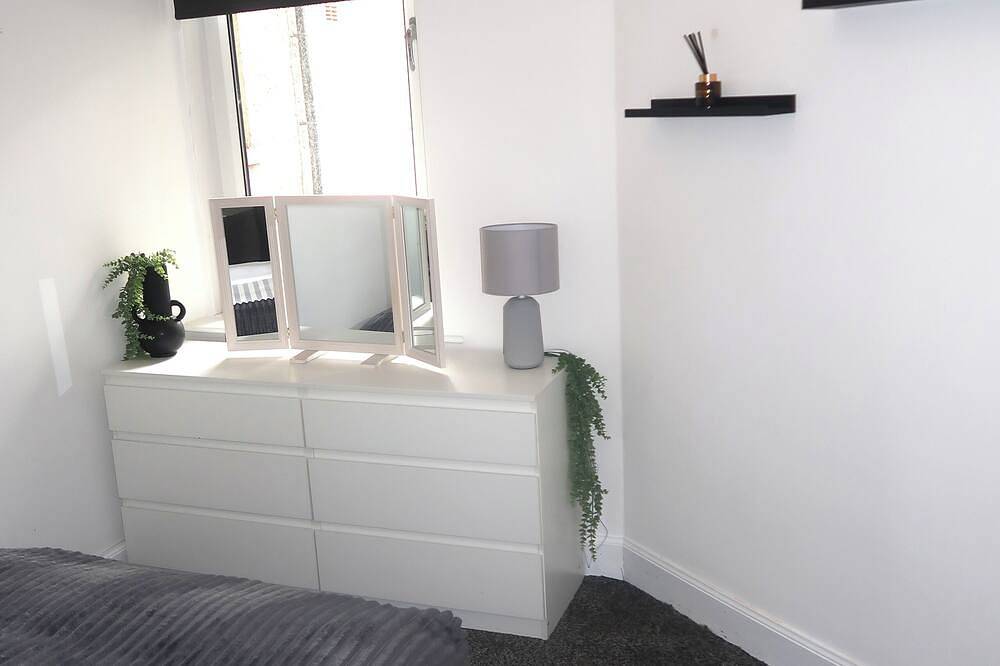 Entire apartment, Stunning central apartment free public parking in Dumfries, Dumfries and Galloway