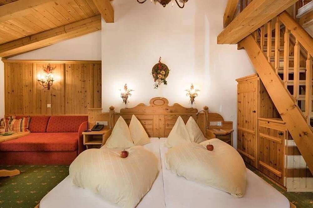 Doppelzimmer B mit Dusche, separatem Wc - Berghotel Hauserbauer in Dorfgastein, Ski Amadé